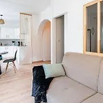 Casa Nena, Nid Douillet , Quartier Bsb, Republique * Дижон