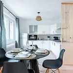 Casa Nena, Nid Douillet , Quartier Bsb, Republique * Дижон