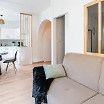 Apartment Casa Nena, Nid Douillet , Quartier Bsb, Republique