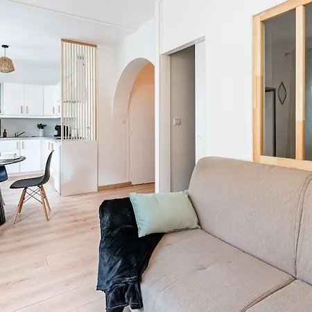 Casa Nena, Nid Douillet , Quartier Bsb, Republique * Dijon