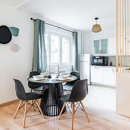 Apartment Casa Nena, Nid Douillet , Quartier Bsb, Republique *