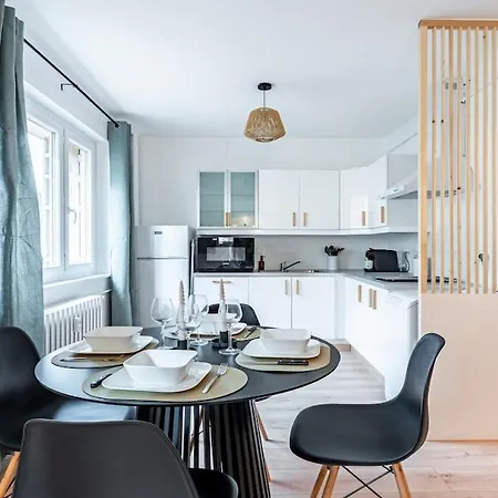 Casa Nena, Nid Douillet , Quartier Bsb, Republique * ديجون