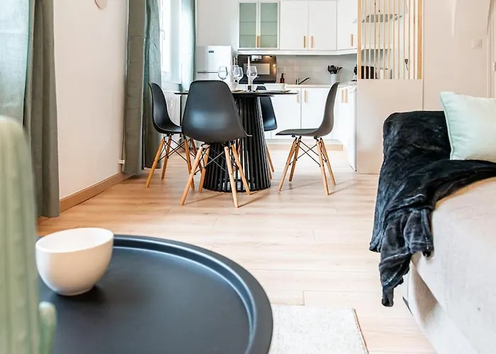 Apartment Casa Nena, Nid Douillet , Quartier Bsb, Republique *