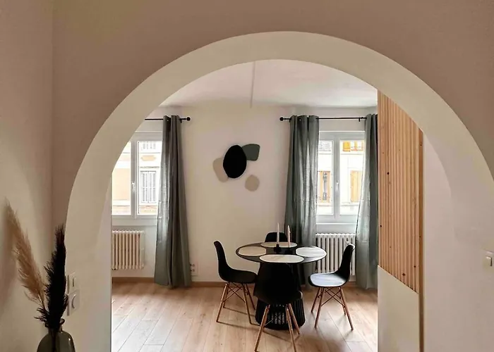 Casa Nena, Nid Douillet , Quartier Bsb, Republique * Dijon