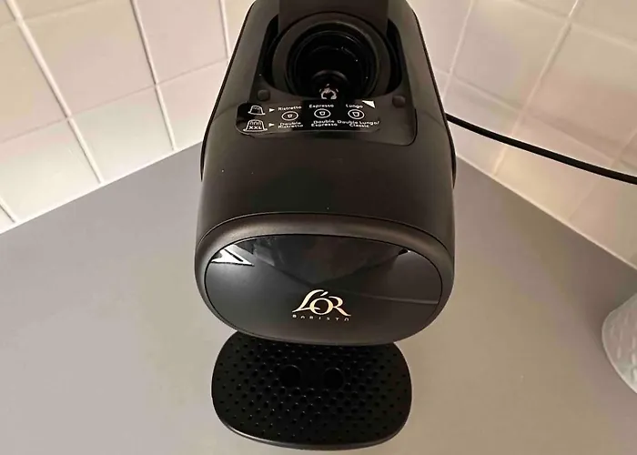 Casa Nena, Nid Douillet , Quartier Bsb, Republique *